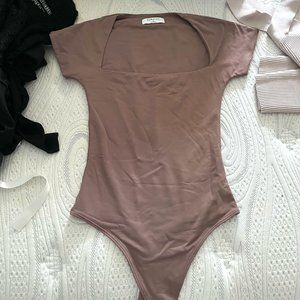 Aritzia Mauve Body Suit - Never Worn XS